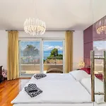 Luxury Penthouse Claudia דירה *