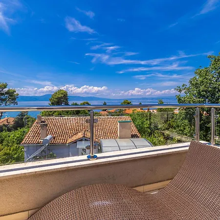 Luxury Penthouse Claudia